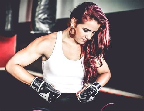 Megan Anderson (born 11 February 1990) is an Australian mixed martial artist who competed in the Women&39;s Featherweight division of the Ultimate Fighting Championship (UFC). . Norma dumont hot